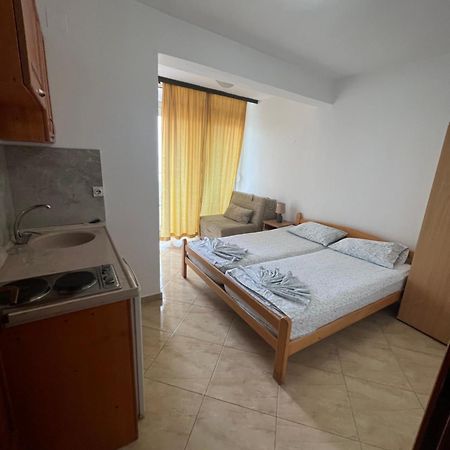 Sand And Sea Apartments Улцин Екстериор снимка