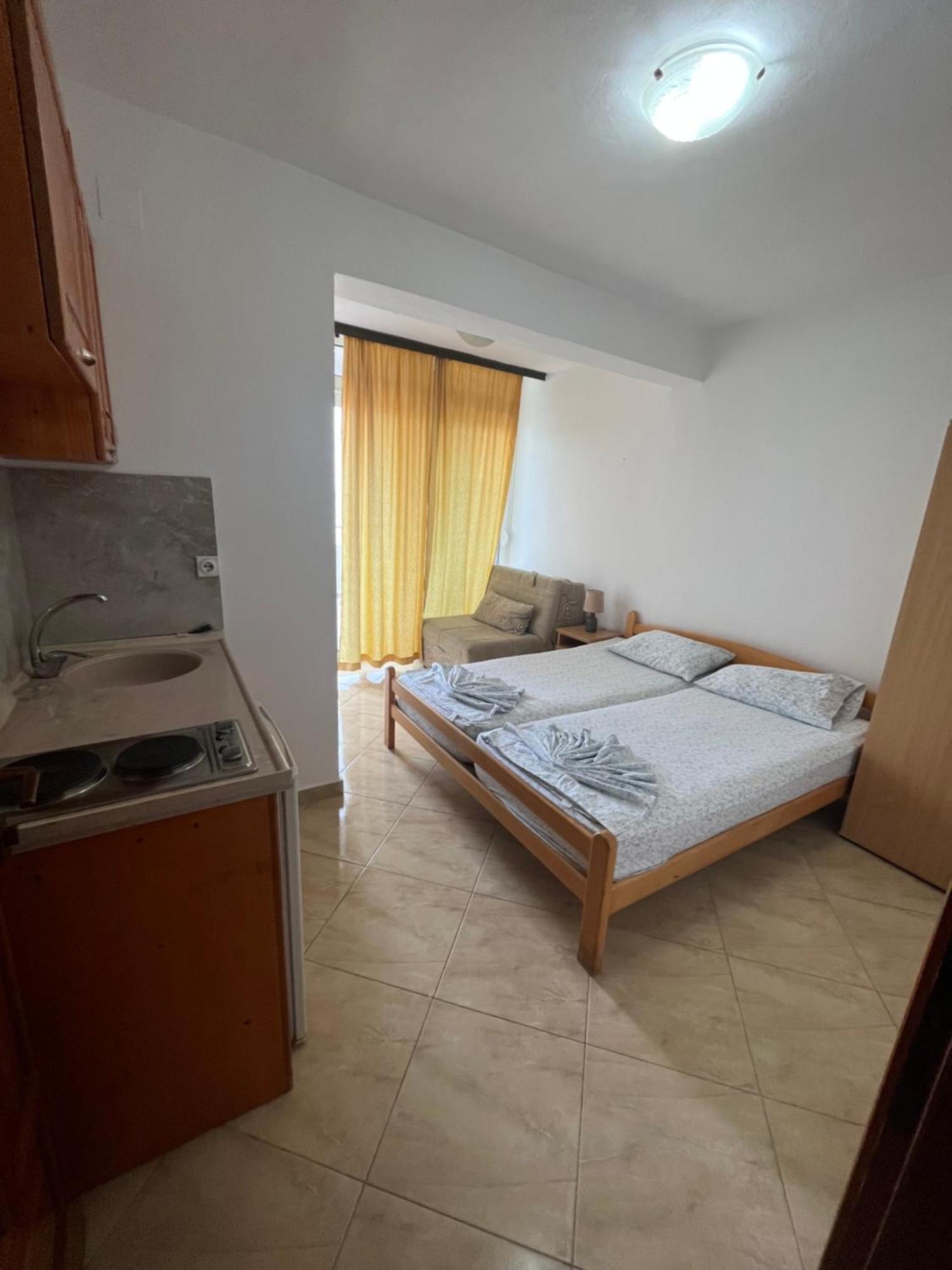 Sand And Sea Apartments Улцин Екстериор снимка